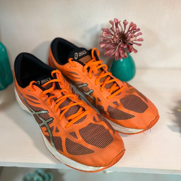 ASICS Men's GEL DS Trainer 20 Running Shoe Flash Orange / Silver / Black 12 - Picture 2 of 4